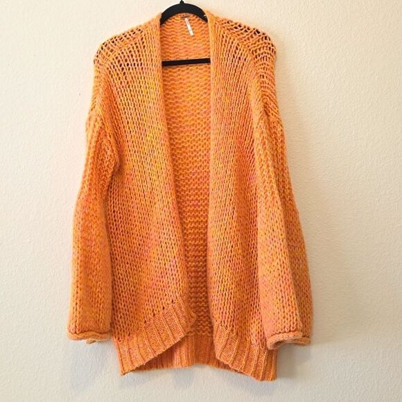 Free People bell sleeves ovetsized cardigan xs - Picture 1 of 7